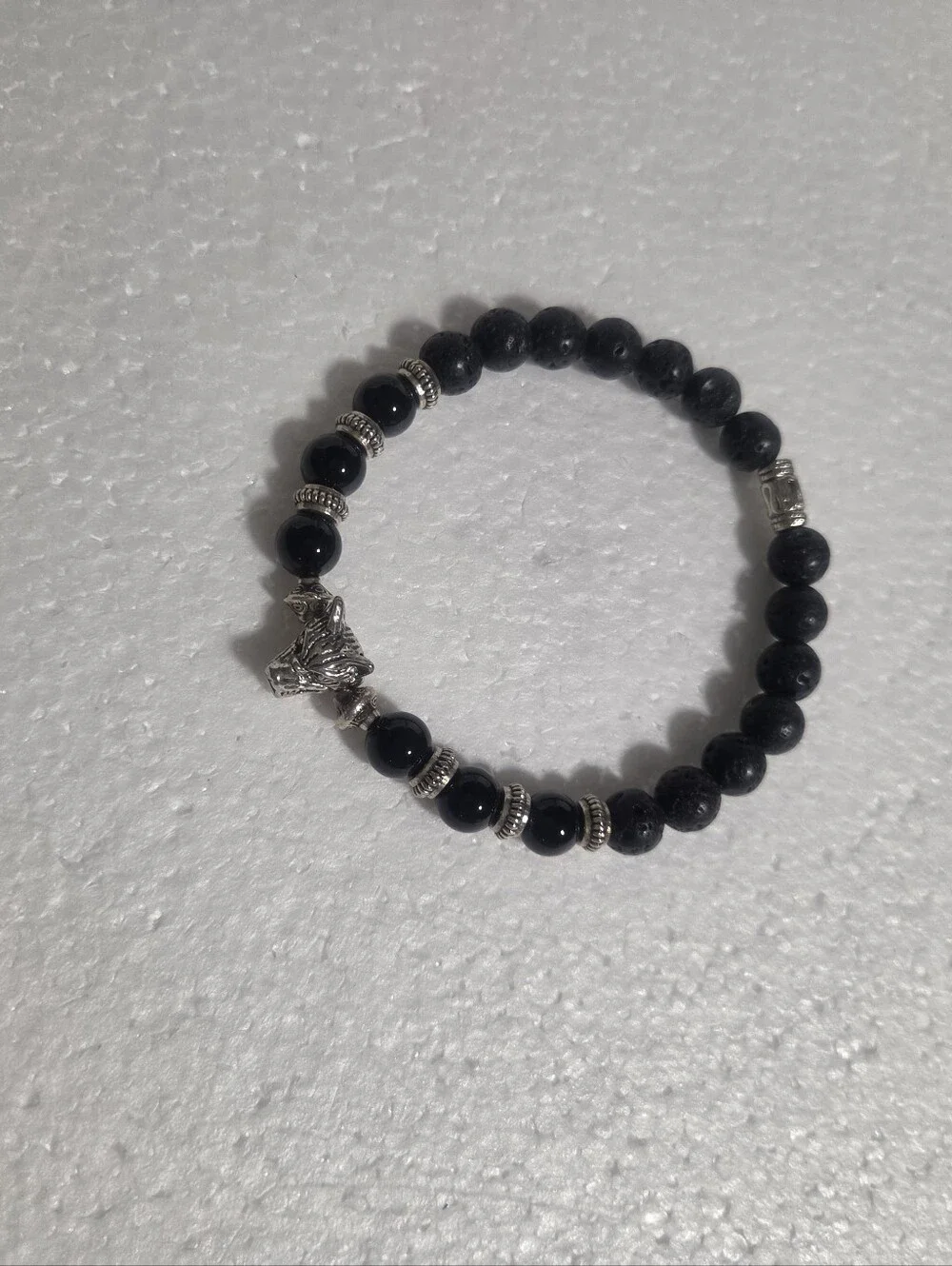 Handcrafted Black Beaded Wolf Head Stretch Bracelet